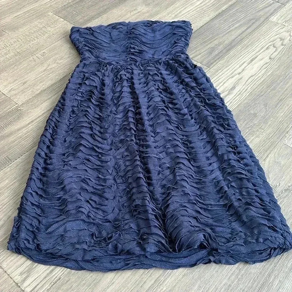 🔥Zara🔥 | Navy blue ruffled strapless  dress - Picture 11 of 11